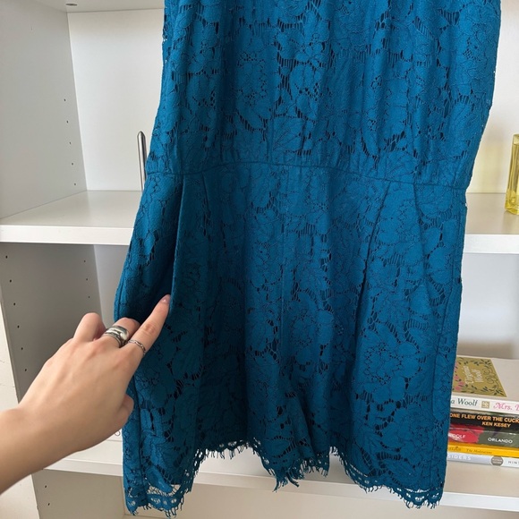 DIANE VON FURSTENBERG Blue Lace High Neck Jemmie Romper - Picture 6 of 8